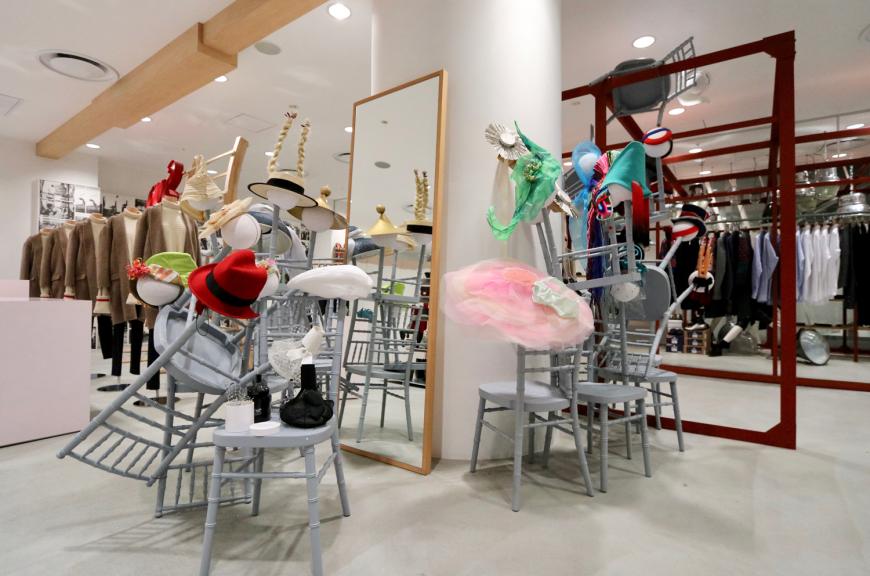 Stephen Jones Collaboration Dover Street Market 05